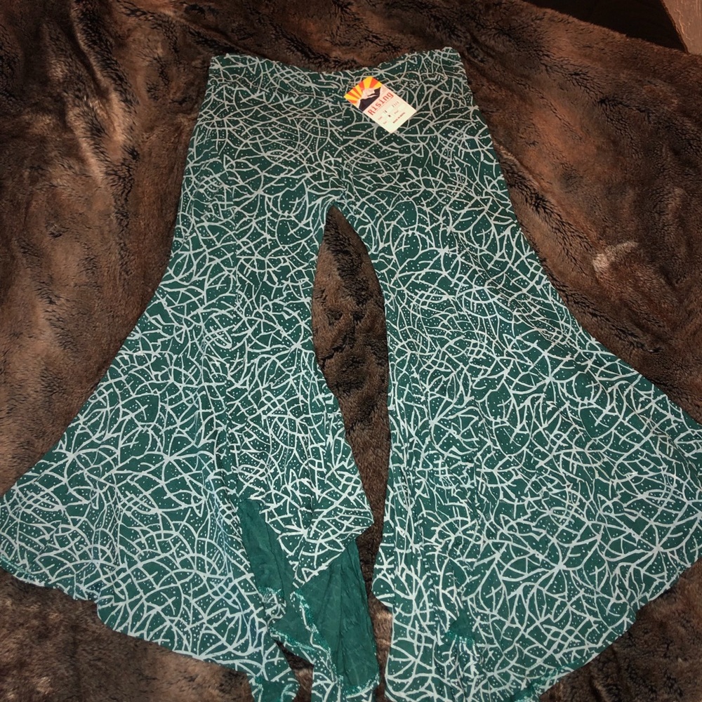 Rising International yoga pants (green/white)